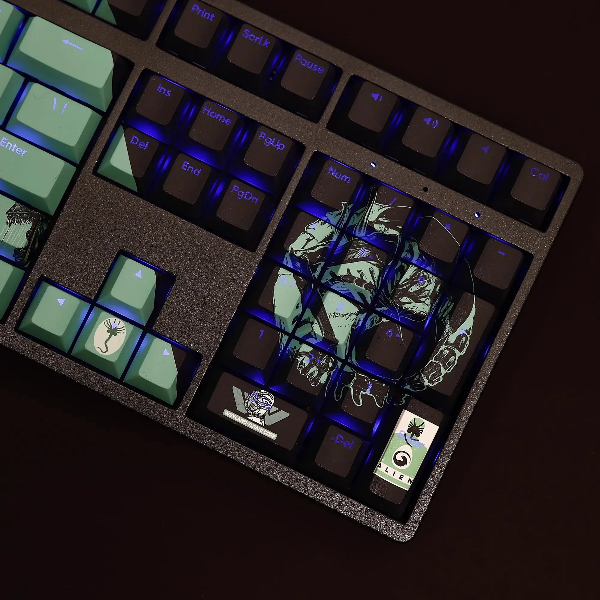 My Anime Keycaps Complete Set Alien: Jett Backlit Keycap Set